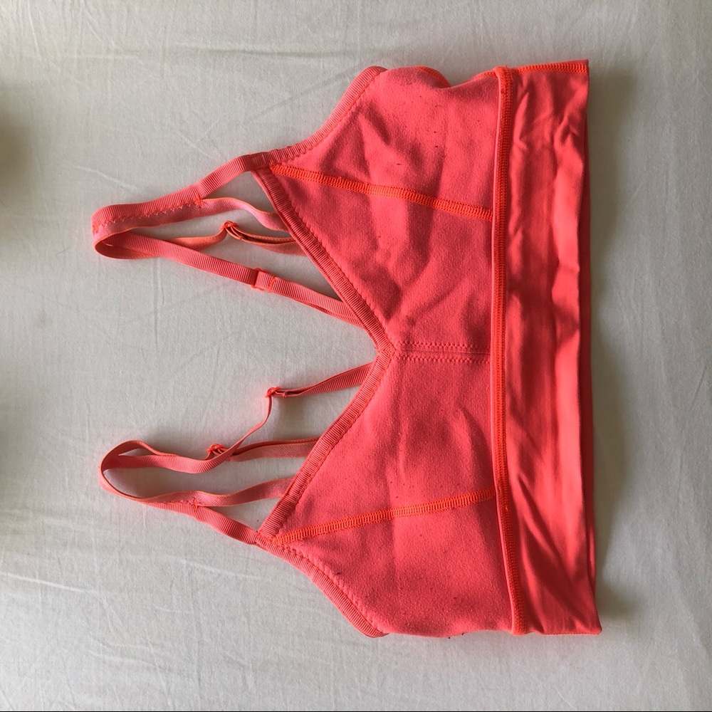 Lululemon sports bra 6 with adjustable straps